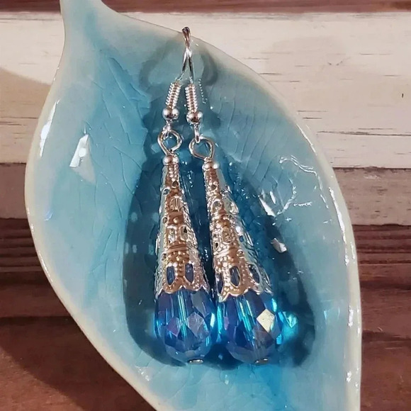 Handcrafted Caged Filigree Faceted Turquoise Blue Crystal Teardrop Earrings - Picture 4 of 7